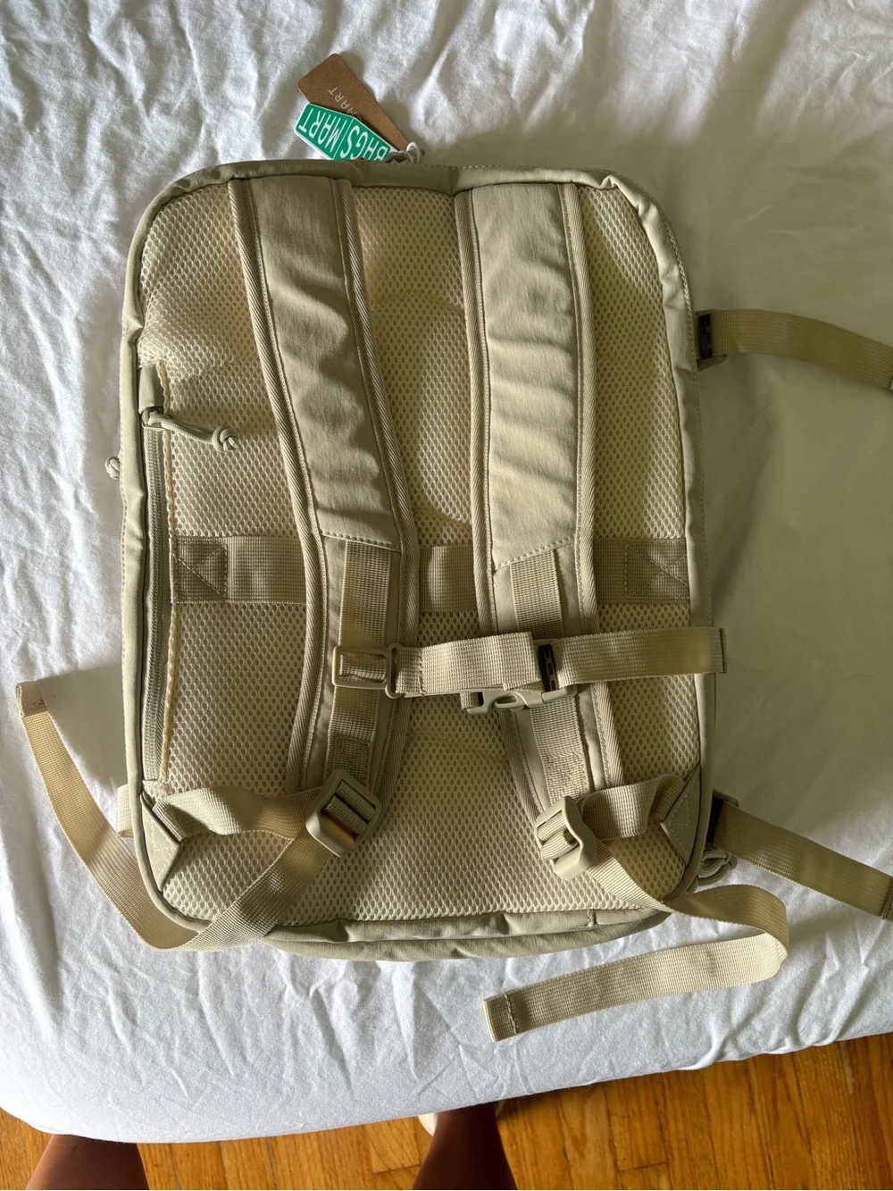 NWT BAGSMART Beige Travel Backpack - Neutral Canvas Daypack